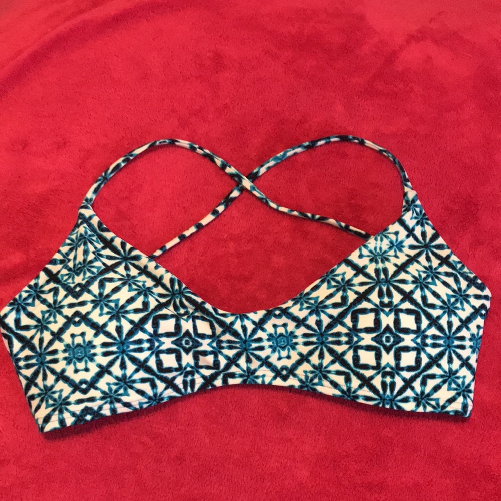 Bikini Set - Picture 4 of 5